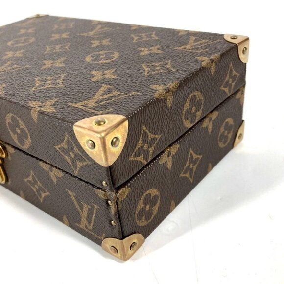 LOUIS VUITTON Monogram Coffret Domino Set Domino interior Decor - Picture 11 of 16